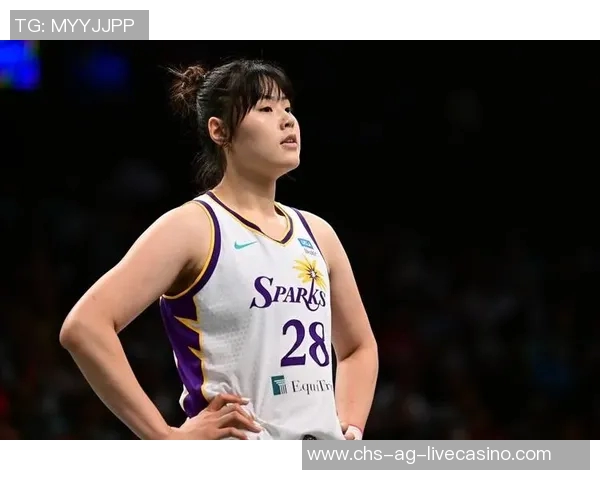 李月汝回应交易申请传闻或将被裁两大潜在新东家浮出水面